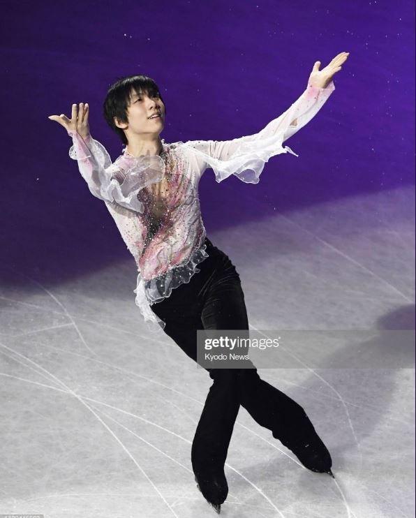 エキシビションとバンケット 金色の翼にのって 羽生結弦選手をずっと応援 エキシビションとバンケット 金色の翼にのって 羽生結弦選手をずっと応援