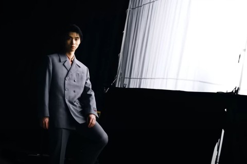 ELLE メイキング 26