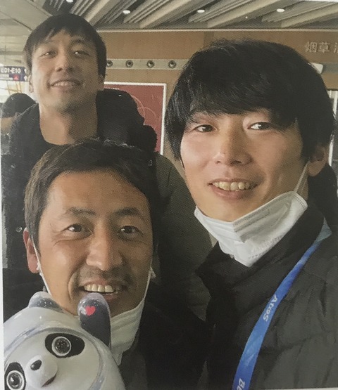 7C946E24-9320-4ADA-8FA7-F478899250EE