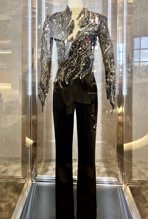 211355D6-0B54-4FFE-AD77-856B4F944259