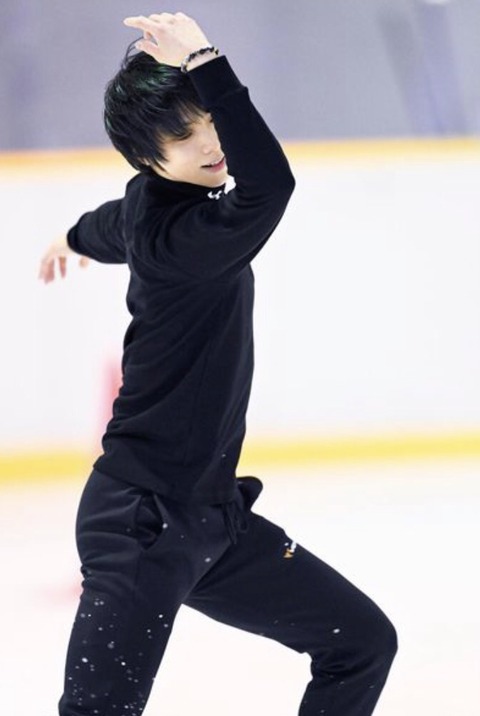 BD3598ED-850B-4AE5-8B8D-2BE8BB72A05B