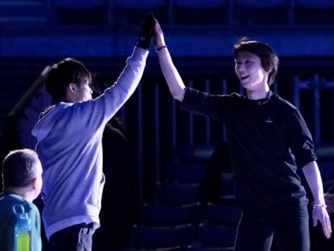 A9D588B4-F37C-4CF0-A3E0-35B4978AFA10