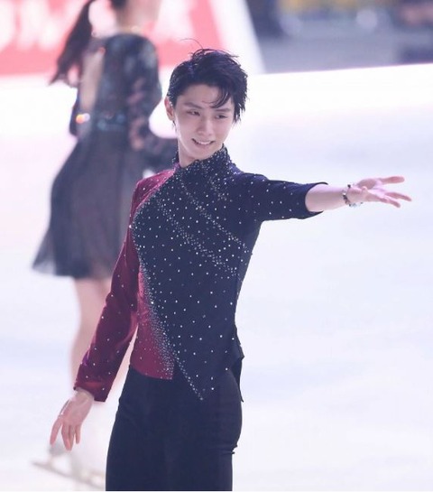 DOI 初日　代表撮影　マスカレイド　毎日新聞　1