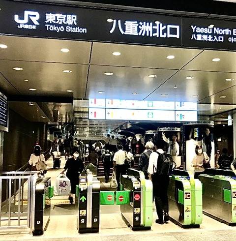 DBF078E0-B817-47F9-8E99-24CD16BF2ABC