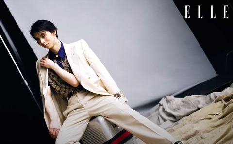 ELLE メイキング 24