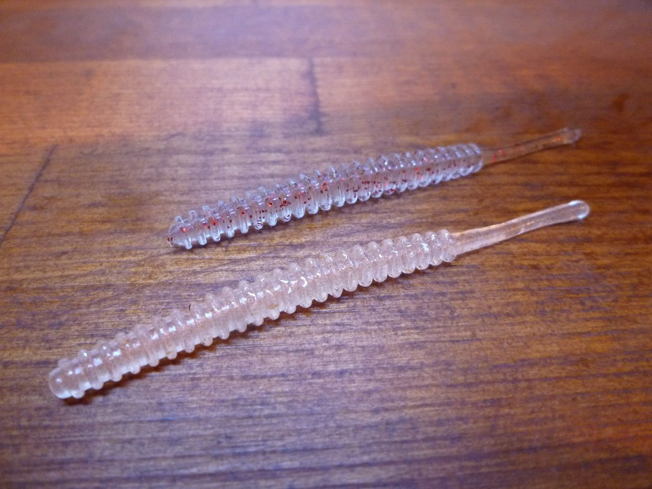 Aji Worm Long With The Sea