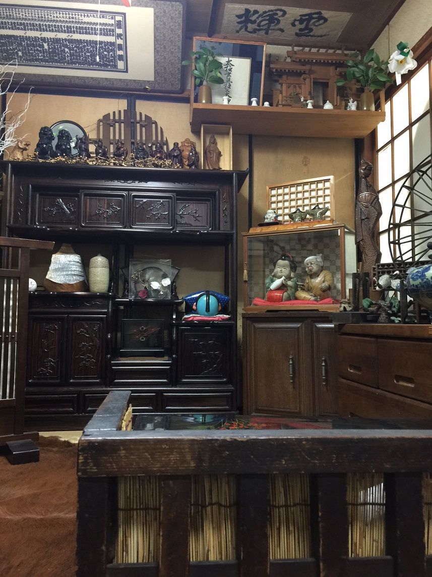 美濃白鳥 料理旅館 浅野屋 で 長良川の鮎を E Typeのガレージ Part 2