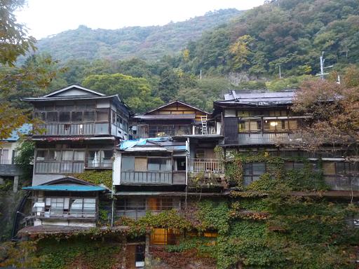 東山温泉「高橋館」・・・それは、滅びゆく美しさを感じてしまう空間で 