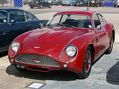 Thirty 1/43 ASTON MARTIN DB4GT ZAGATO : E-TYPEのガレージ Part 2