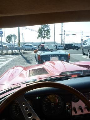 新横浜でミニミニミニミニ E Typeのガレージ Part 2