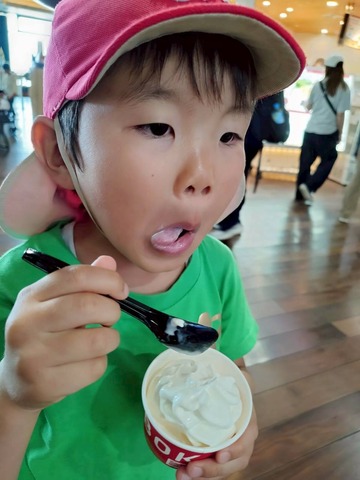 LINE_ALBUM_R8つばめ 親子バス遠足_260529_44