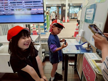 LINE_ALBUM_R8つばめ 親子バス遠足_260529_43
