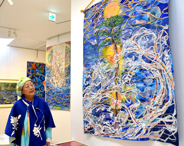 ひと)杉山憲子さん(77歳)71歳で絵心にめざめて再生アート画家 ひと)杉山憲子さん(77歳)71歳で絵心にめざめて再生アート画家