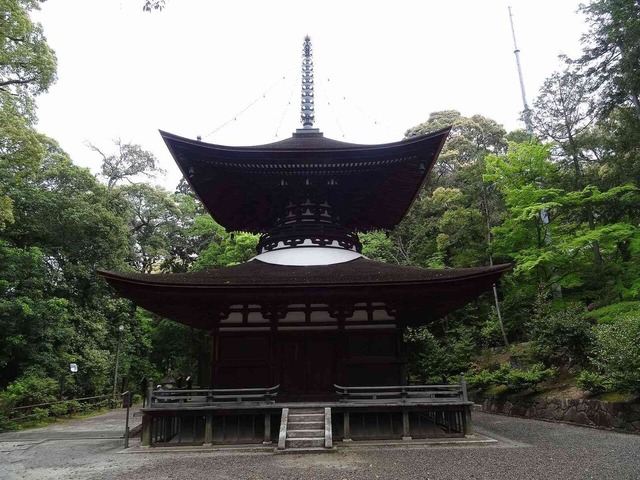閑】茶道具 松月作 青磁塔 青磁多宝塔 在銘 建物 凍り 三重の塔