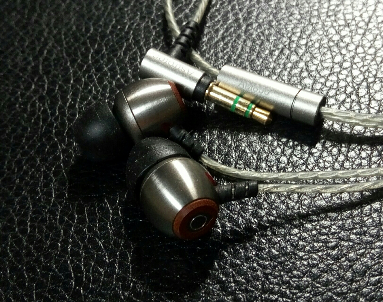 Astrotec AX-60 ハイブリッド イヤホン カナル型 (シルバー)国内正規品 質感5千円・音10万円：Astrotec AX60(ハイブリッド・トリプル#4