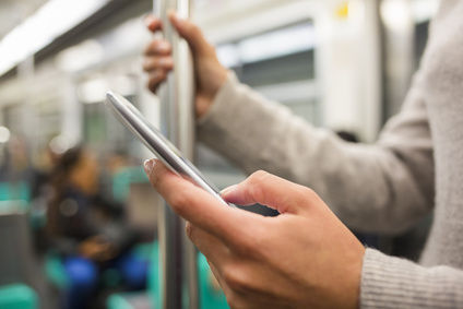 電車 スマホ