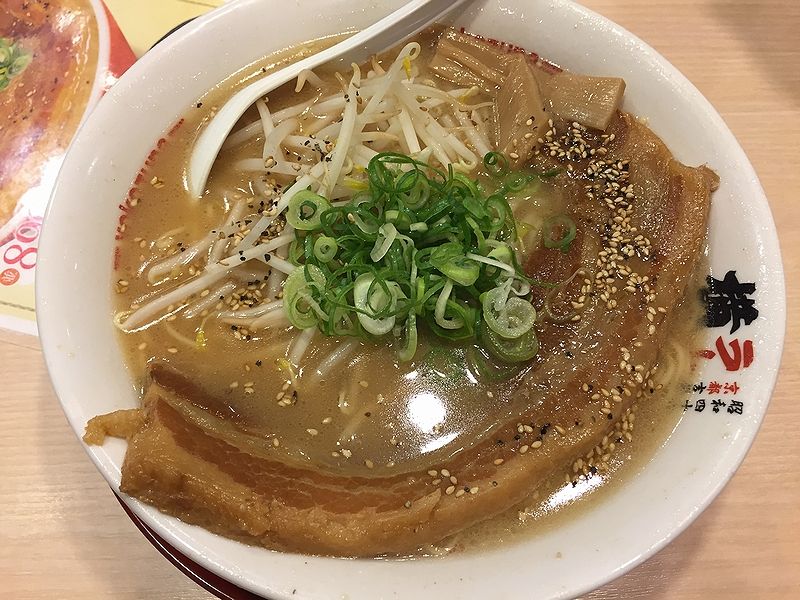 ラーメン日記 横綱の期間限定ラーメン 飛びだしゃいい