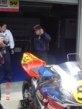 Ư����������