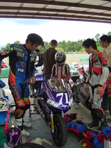 �̱������