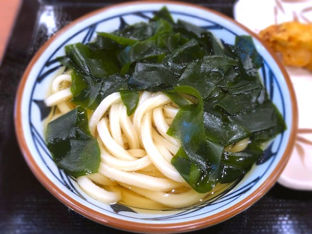 画像あり 丸亀製麺が した理由は 自家製麺 低価格 天ぷら食べ放題 ネギかけ放題 食い食いブログ