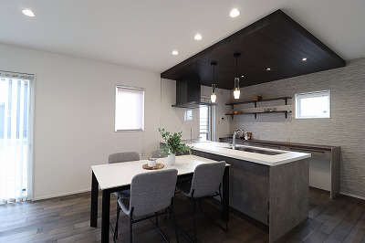 本巣市春近OH (103)