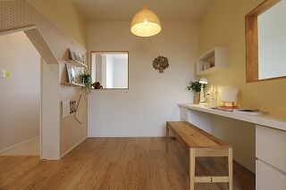 ナナ・カラ_内観_6