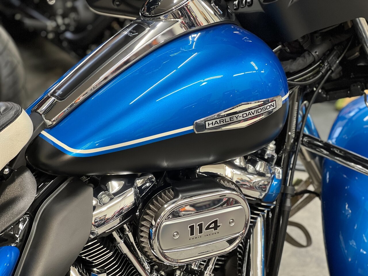 Harley-Davidson タンク 青　ショベルで使用 Harley-Davidson バイクタンク 白 青いストライプ