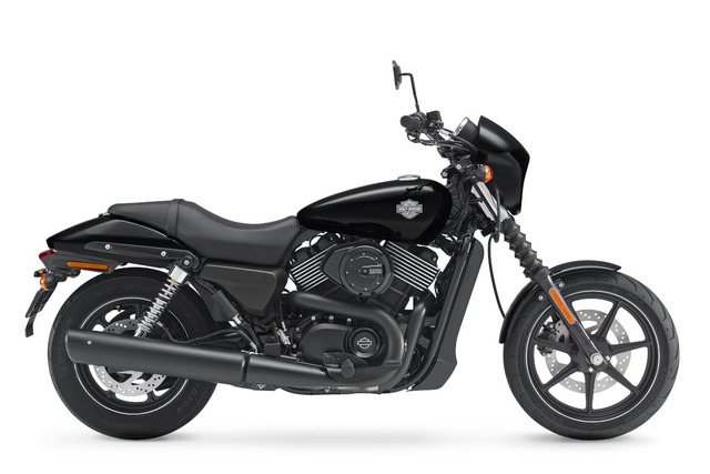 15_XG750_R_vivid black_141222[1]