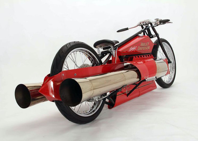 Twin-Jet-Engine-Harley-Davidson_2