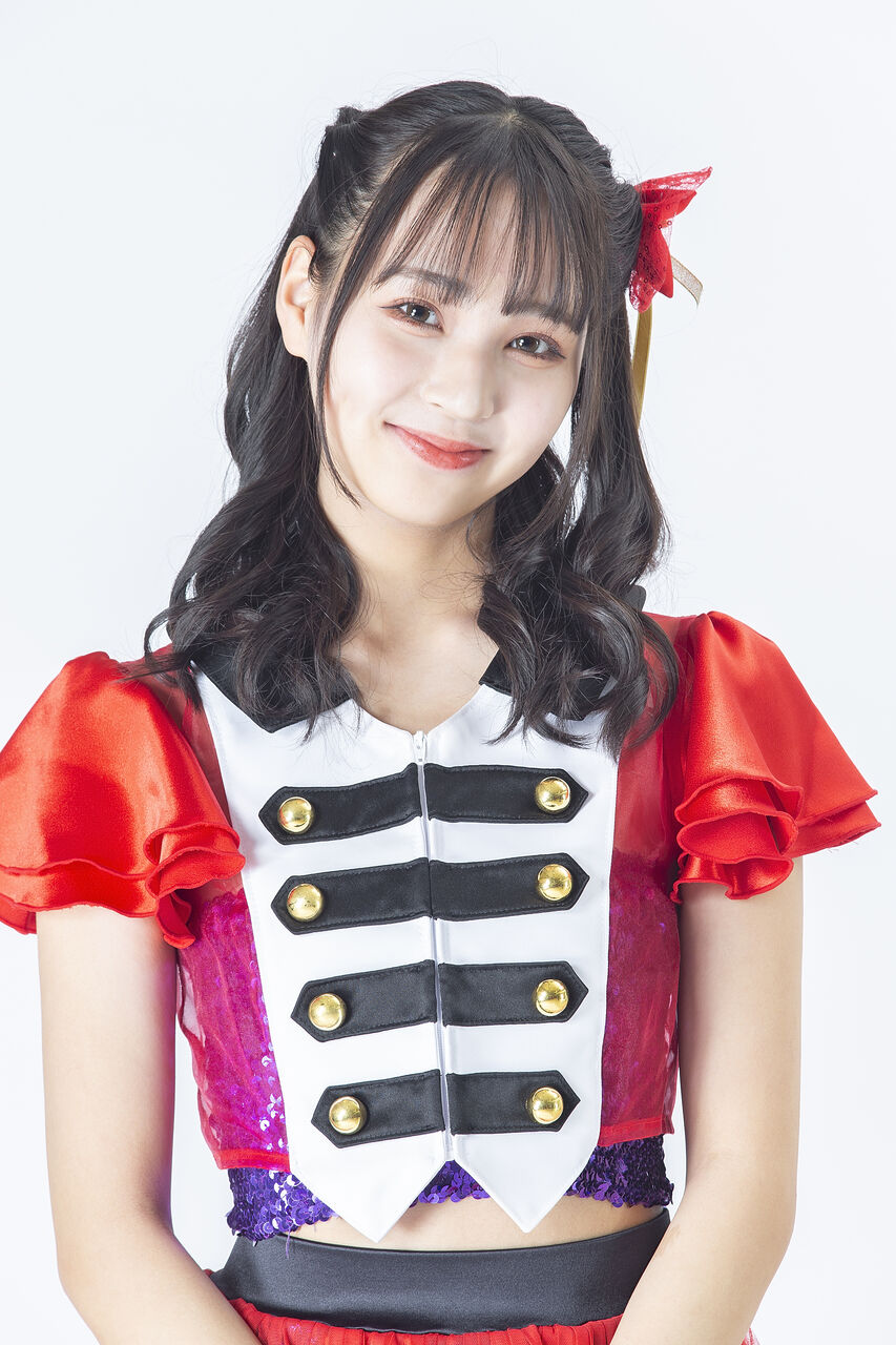 熱狂生む新星の真実。電撃デビューを果たした17歳アイドルの独白