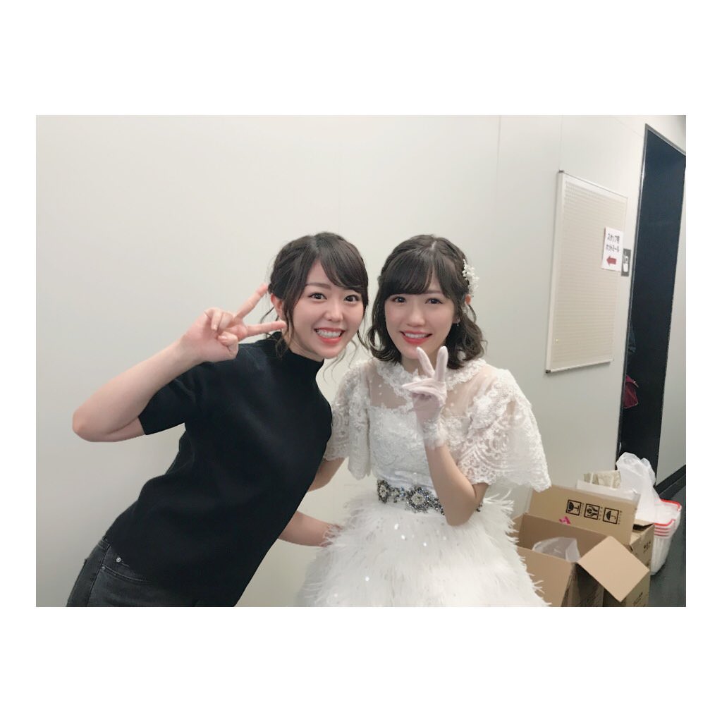 theatre48aikora アイコラ 悲報】渡辺麻友の卒業コンサートで撮影した麻友本人との2ショット画像をあげたメンバーがたったの6人wwwwwwwwww : 芸能SELECT