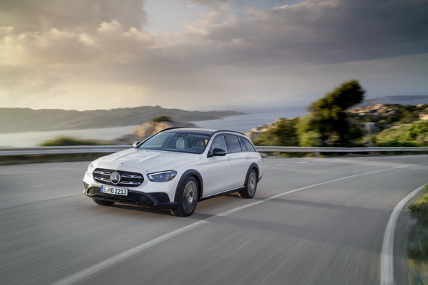 ジュネーブショー2020 中止 2021 メルセデスベンツ Eクラス オールテレーン フェイスリフトモデル Unveiled World Automobile 2 0