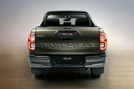 2021-Toyota-Hilux-Invincible-Euro-spec-3