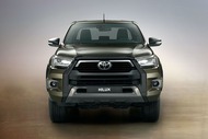 2021-Toyota-Hilux-Invincible-Euro-spec-21