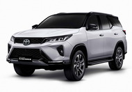 Toyota-Fortuner-19