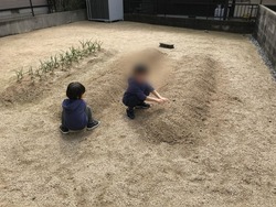 127