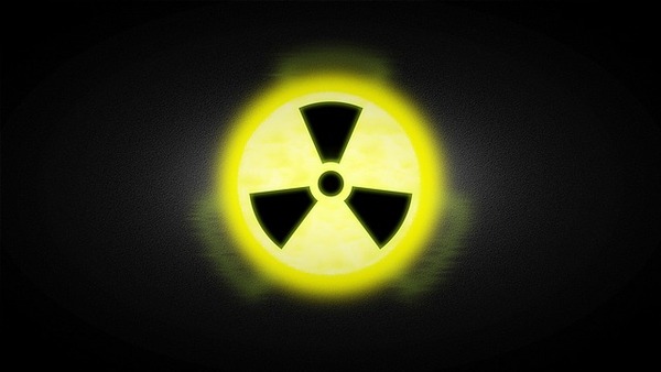 radioactive-g682982a0e_640