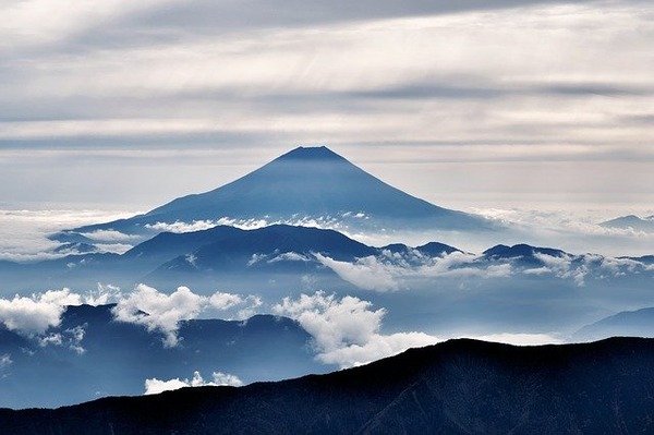 mt-fuji-2232246_640