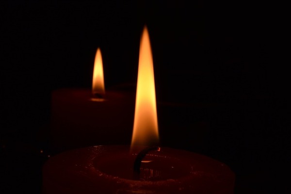 candle-g5fcde8a0d_640