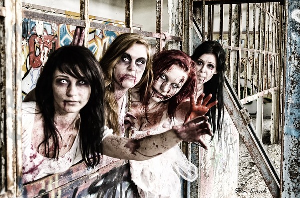 zombies-598393_960_720
