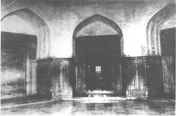 Tag-Mahal-Mysterious-Locked-Doors