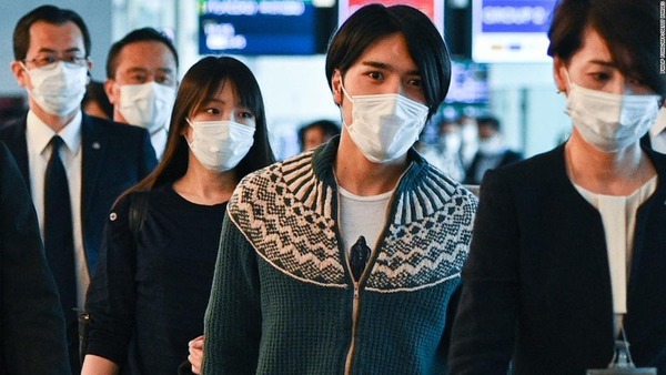 former-princess-mako-husband-departure-japan-111421-super-169