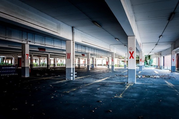 A-neglected-parking-lot