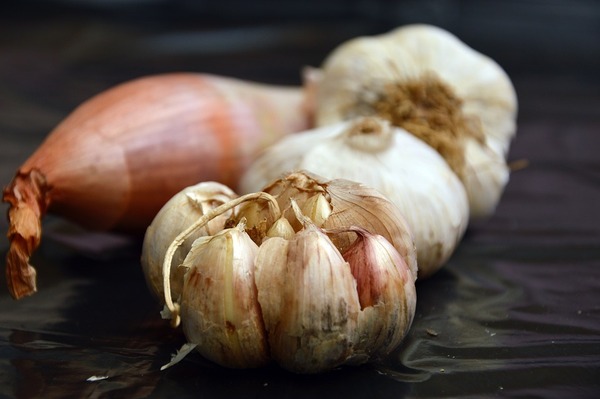 garlic-3765705_960_720