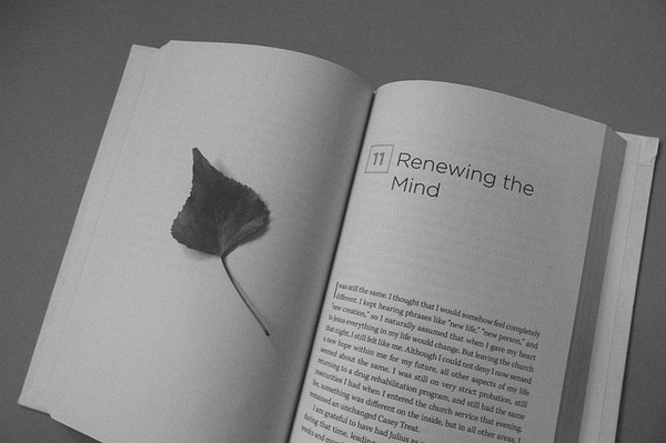 book-912725_640
