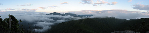 1024px-View_from_Mt.Kobushigatake_07-7