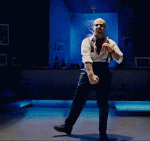 54743-tom-cruise-tropic-thunder-gif-VOT6