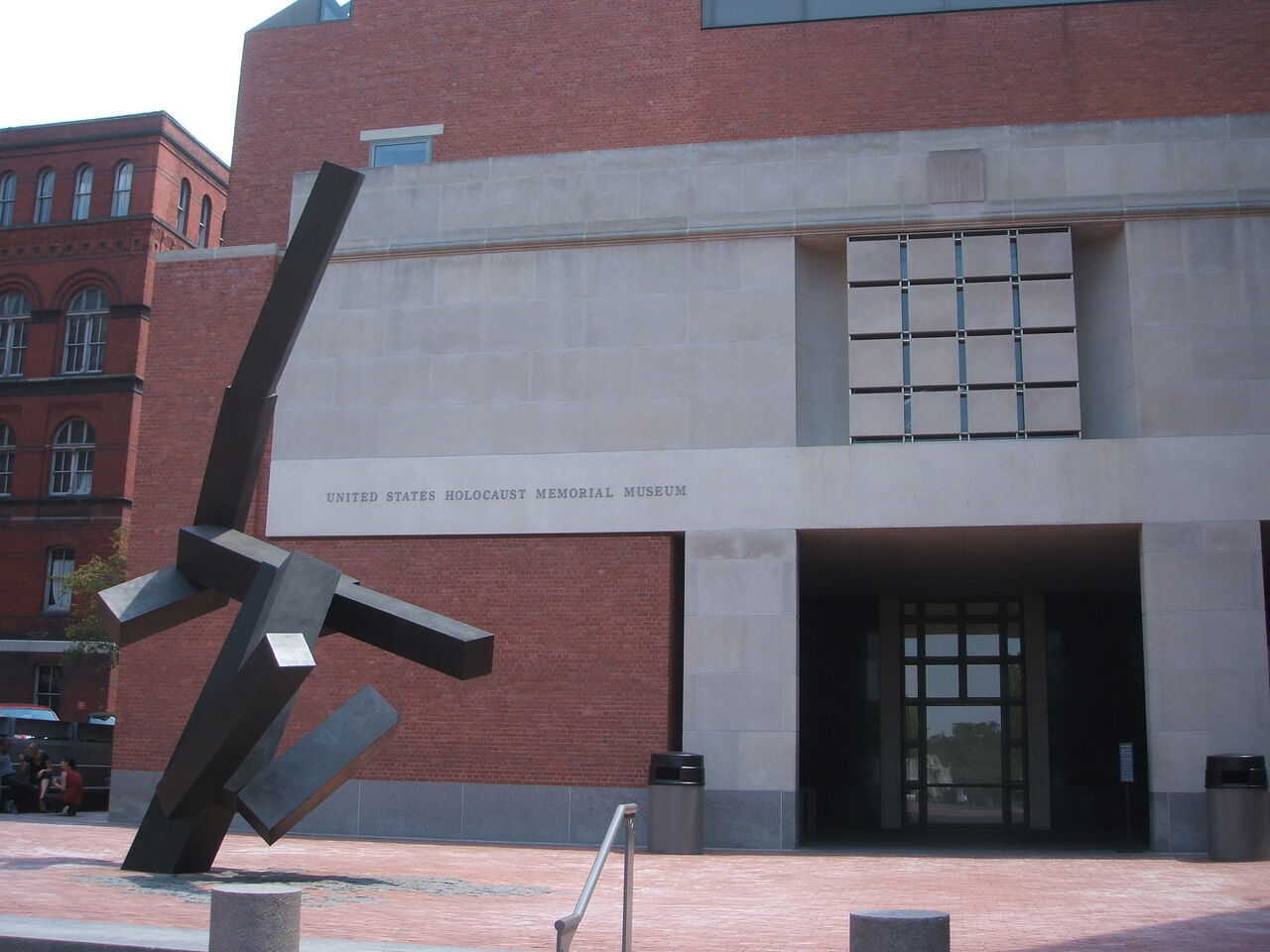 平和について考えさせられる美術館 ホロコースト記念博物館 United States Holocaust Memorial Museum 世界遺産マイスター Lucky の人生を楽しく生きるための海外旅行ブログ