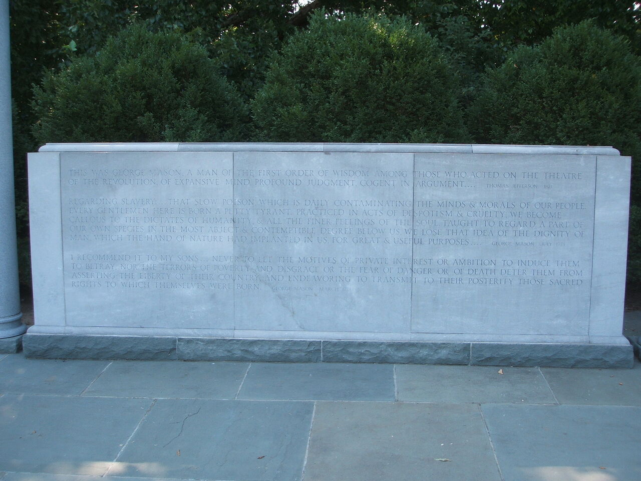 権利章典の父 ジョージ メイソン記念碑 George Mason Memorial 世界遺産マイスター Lucky の人生を楽しく生きるための海外旅行ブログ 権利章典の父 ジョージ メイソン記念碑 George Mason Memorial 世界遺産マイスター Lucky の人生を楽しく生きるための海外旅行ブログ