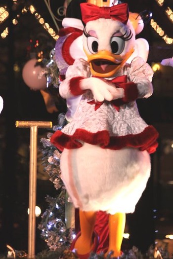 Christmas Tree Lighting Ceremony - 07